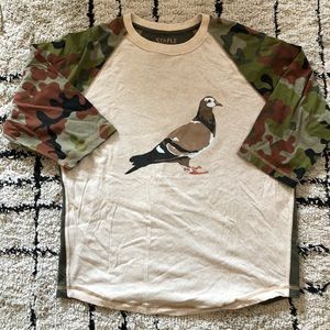 Staple camo baseball Tee